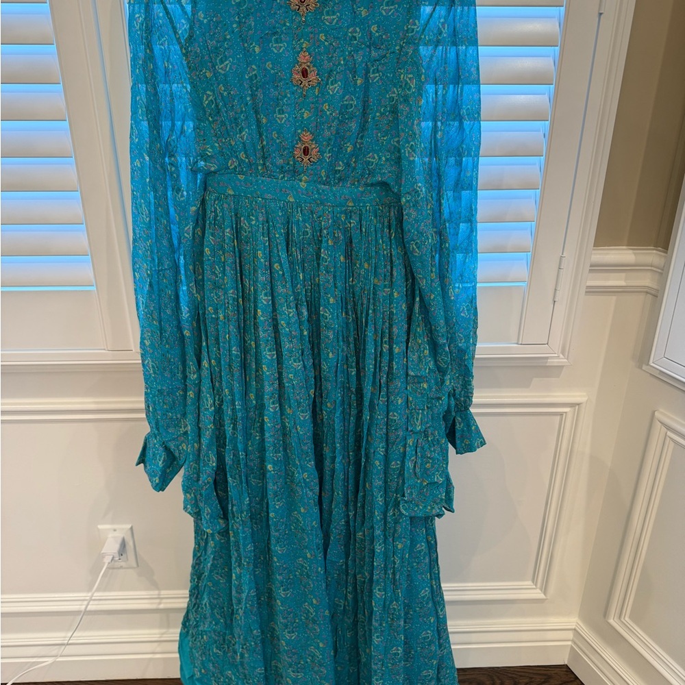 Elegant Blue Floral Dress